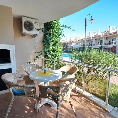 Sunset Beach Club Aqualettings Aqua 17 * 페티예